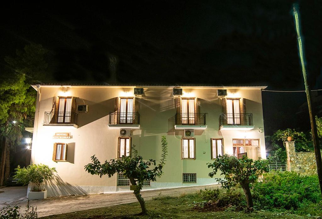 Hotel Koukonas Galaxídhion Exterior foto